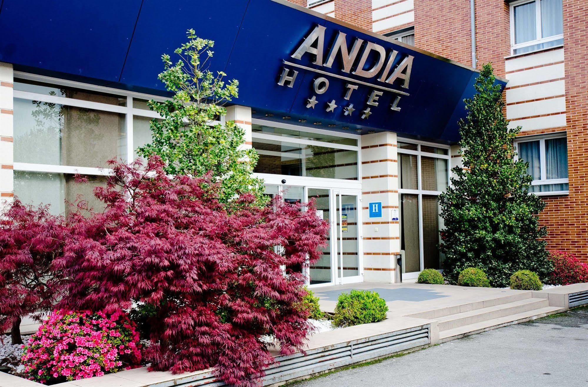 Andia 4*